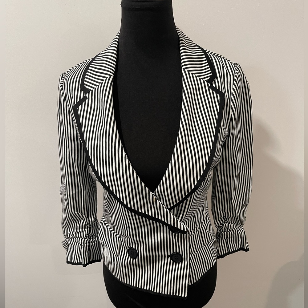 Black & white striped blazer